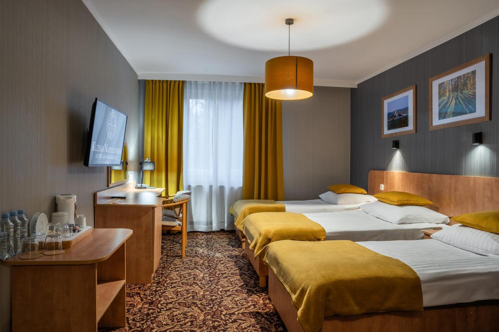 Hotel Kuznia Napoleonska Teresin Exterior photo